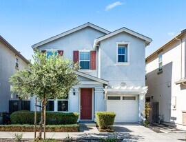 9437 Dunbar Dr in Oakland, CA - Building Photo