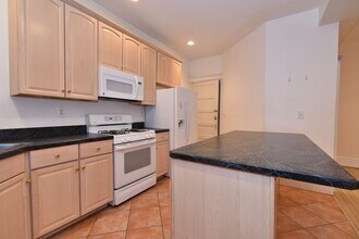 2729 Connecticut Ave NW in Washington, DC - Building Photo - Building Photo