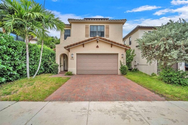 property at 9712 W 34th Ln