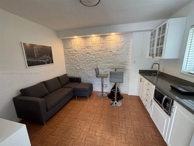 property at 14615 N Miami Ave