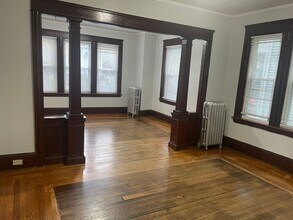 72-74 Academy Ave in Providence, RI - Foto de edificio - Building Photo