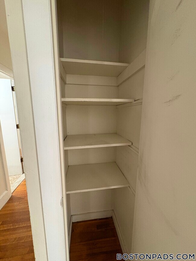 33 Lancaster Terrace in Brookline, MA - Building Photo - Building Photo