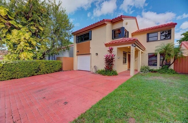 9953 SW 147th Ct in Miami, FL - Building Photo - Building Photo