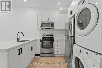 93 John St S in Hamilton, ON - Building Photo - Building Photo