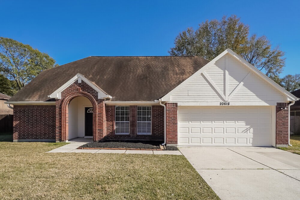 20618 Oak Limb Ln in Humble, TX - Building Photo