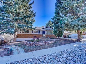 805 Paradise Ln, Unit Lower level of duplex in Colorado Springs, CO - Building Photo