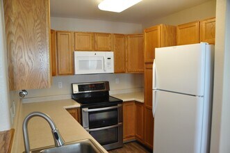 833 Apex Dr in Fort Collins, CO - Building Photo - Building Photo