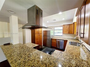 511 SW 15th St in Fort Lauderdale, FL - Building Photo - Building Photo