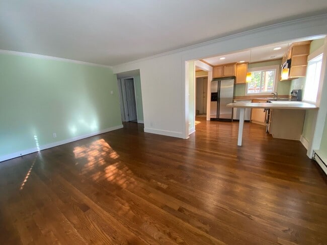 property at 3208 SW Raymond St