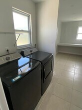 871 SW Dalton Ave in Port St. Lucie, FL - Building Photo - Building Photo