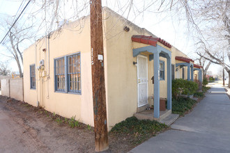 204-210 12th St SW in Albuquerque, NM - Building Photo - Building Photo