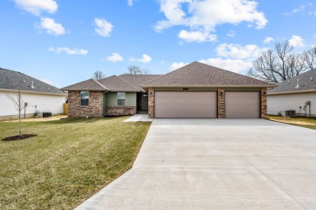 property at 264 Hickory Hills St