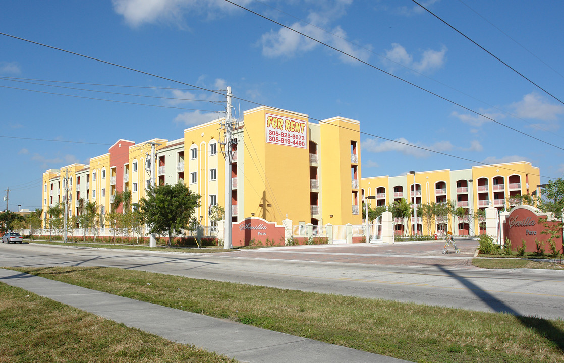 Sevilla Parc in Hialeah, FL - Foto de edificio