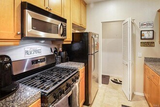 3311 Watermarke Pl in Irvine, CA - Foto de edificio - Building Photo