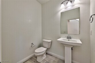 6864 Black Ash St in Las Vegas, NV - Building Photo - Building Photo
