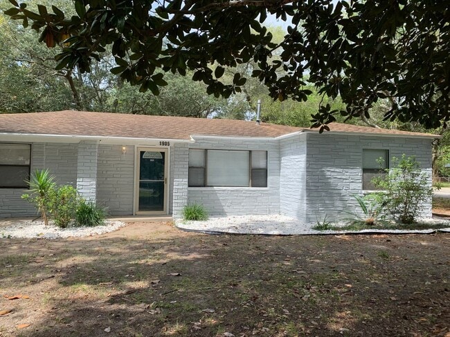 property at 1905 Athens Ave