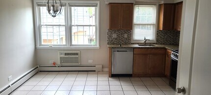 1500 W Touhy Ave, Unit 2 in Park Ridge, IL - Building Photo - Building Photo