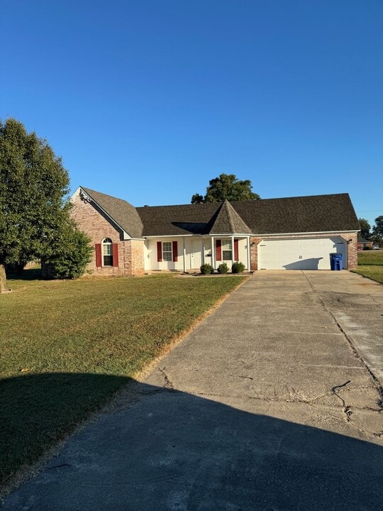 1416 Raven Cir in Trumann, AR - Building Photo