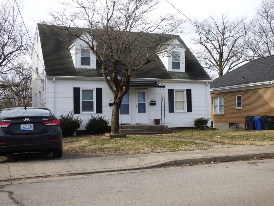422 Pyke Rd in Lexington, KY - Building Photo