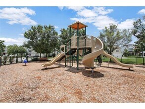 8365 Grenadier Trail in Suwanee, GA - Building Photo - Building Photo