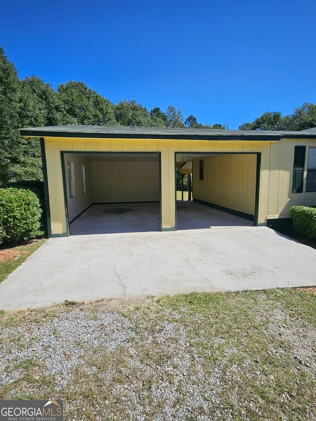 2158 Carver Rd in Griffin, GA - Building Photo - Building Photo