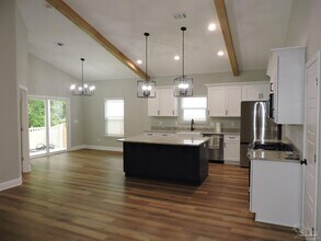 1451 Madelyn Wds Dr in Pensacola, FL - Building Photo - Building Photo