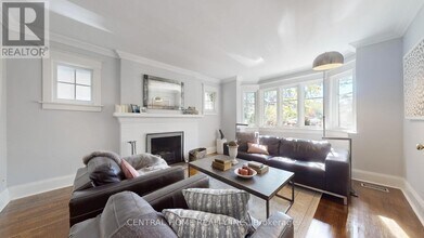 70 Pine Crescent in Toronto, ON - Building Photo - Building Photo