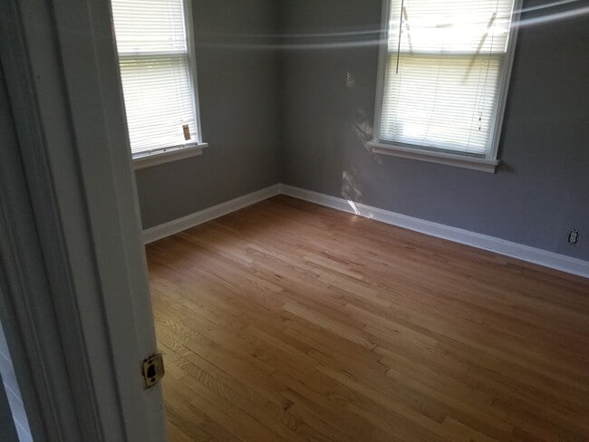 2122 Rosebud Ave in St. Louis, MO - Building Photo - Building Photo