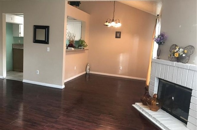 1025 N Tippecanoe Ave-Unit -146 in San Bernardino, CA - Building Photo - Building Photo