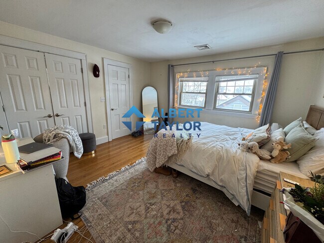 44 Greycliff Rd, Unit 1