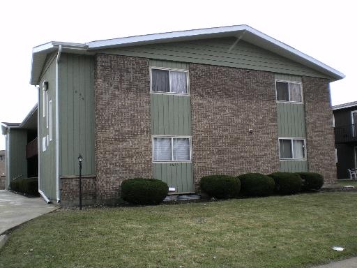 1635 Maple Ln in Elgin, IL - Building Photo