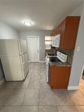 4680 SW 33rd Ave in Fort Lauderdale, FL - Building Photo - Building Photo