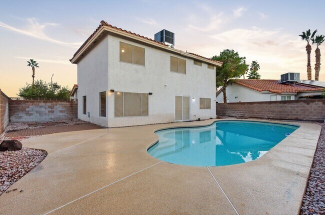 954 Flapjack Dr in Henderson, NV - Building Photo - Building Photo