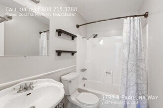 1798-A Paailuna Way in Pearl City, HI - Building Photo - Building Photo