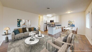 The Oasis in Redding, CA - Building Photo - Interior Photo