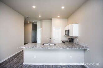 2102 N Avenue J in Lubbock, TX - Building Photo - Building Photo