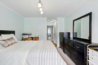730 24th St NW in Washington, DC - Foto de edificio - Building Photo