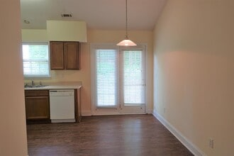 312 Sprucewood Ct in Greer, SC - Building Photo - Building Photo