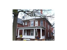 748 Spruce Ave, Unit UPPER in Niagara Falls, NY - Building Photo