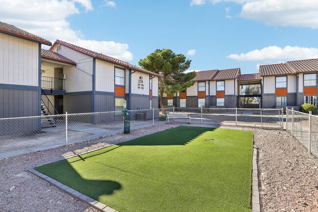 Amber Ridge in Las Vegas, NV - Building Photo - Building Photo