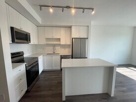 16633-16624 B114 in Surrey, BC - Building Photo