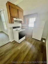 401 S Clinton Ave, Unit A in Dunn, NC - Building Photo - Building Photo