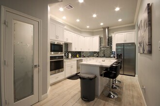 4206 Hershe St in Houston, TX - Building Photo - Building Photo