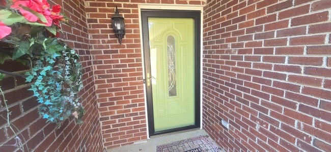 3313 Fort Harrods Ct in Lexington, KY - Building Photo - Building Photo