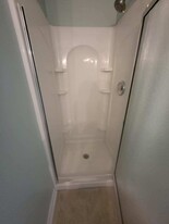 1135 S Washington Ave, Unit #11 in Lansing, MI - Building Photo