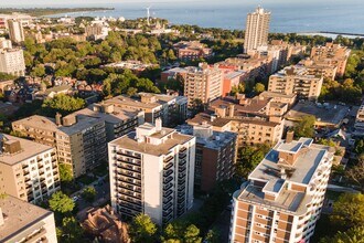 Leopold Apartments in Toronto, ON - Building Photo - Building Photo
