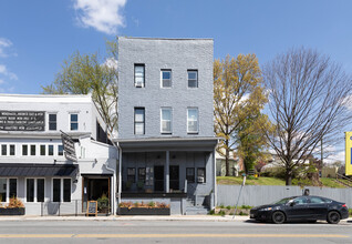 3841-3843 Falls Rd in Baltimore, MD - Foto de edificio - Building Photo