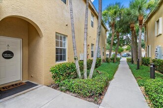 160 Village Blvd, Unit A in Tequesta, FL - Building Photo - Building Photo