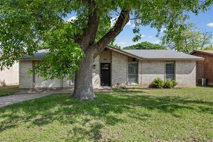9911 Dorset Dr in Austin, TX - Building Photo
