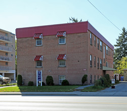 The Pearl Apartments in Hamilton, ON - Building Photo - Building Photo